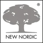 Det nye nordiske logo med et sølvfarvet træ som symbol.